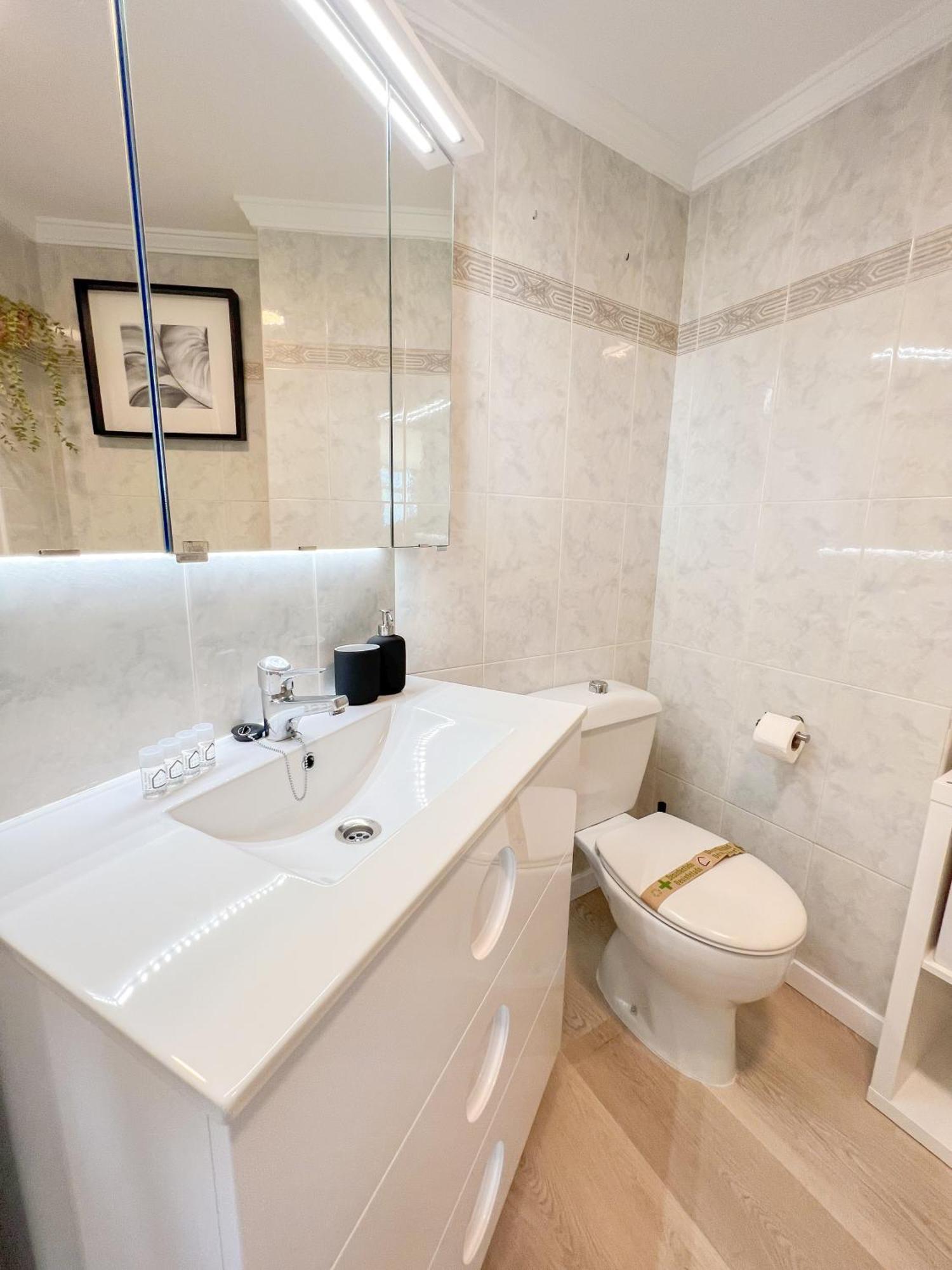 Palm Beach Aparment Sea Views Torremolinos Eksteriør billede