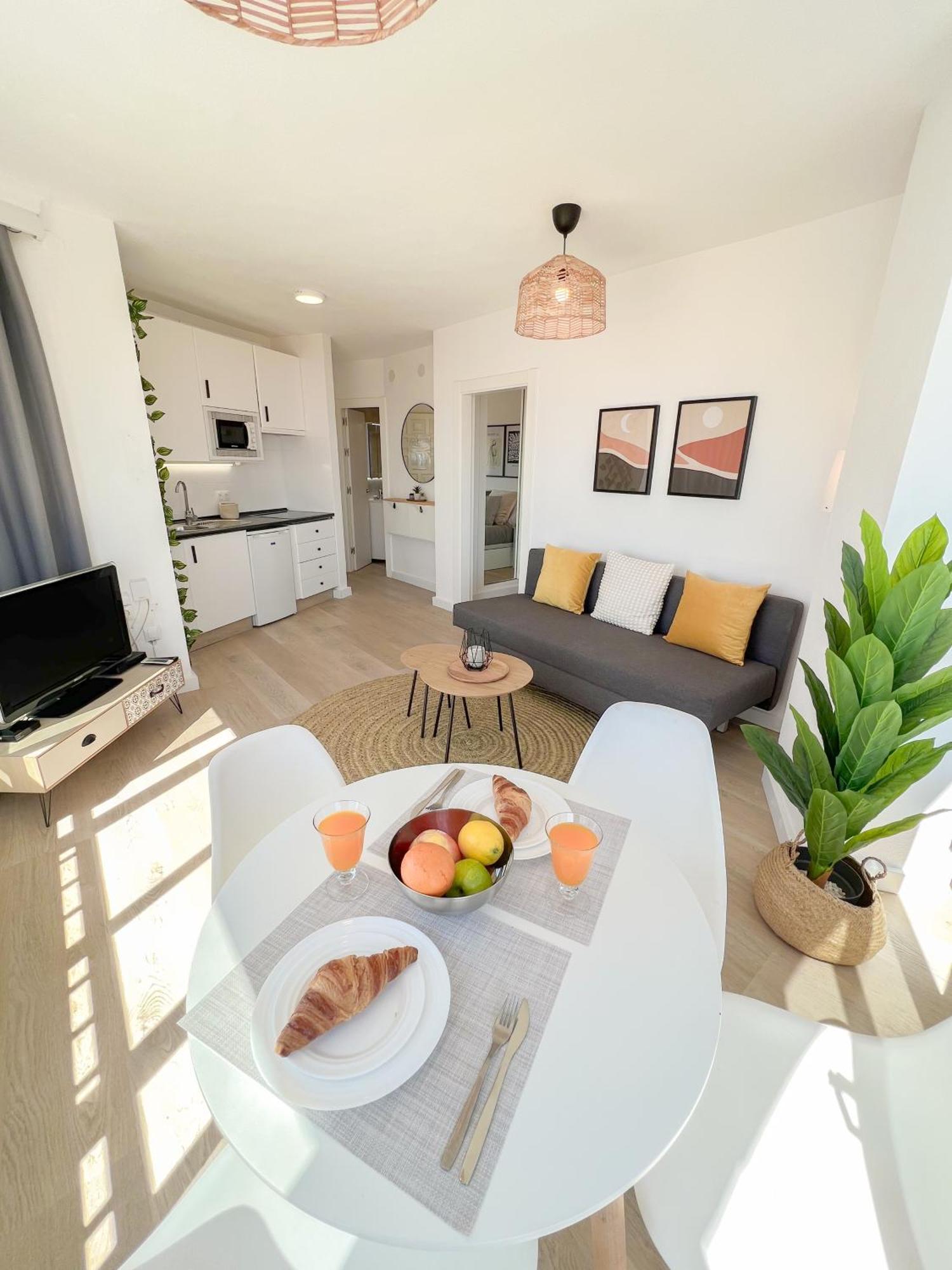 Palm Beach Aparment Sea Views Torremolinos Eksteriør billede